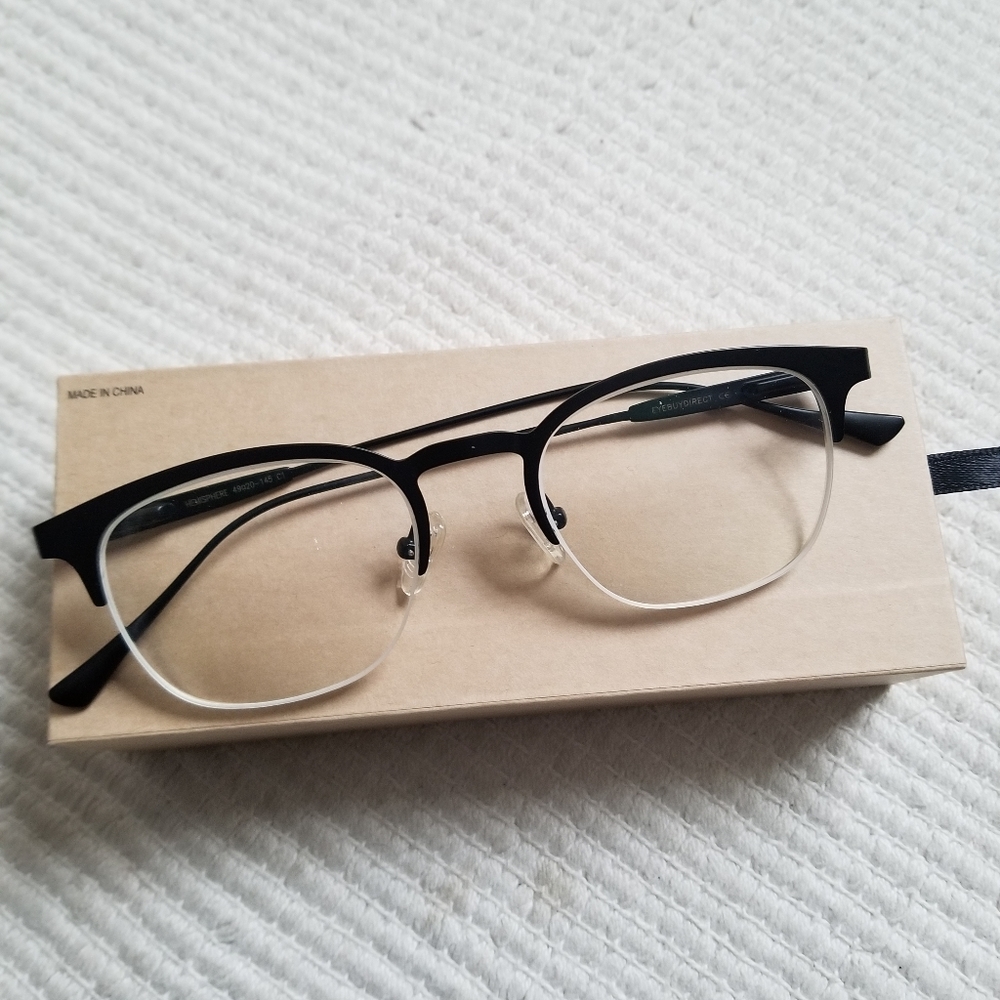 Hipster glasses